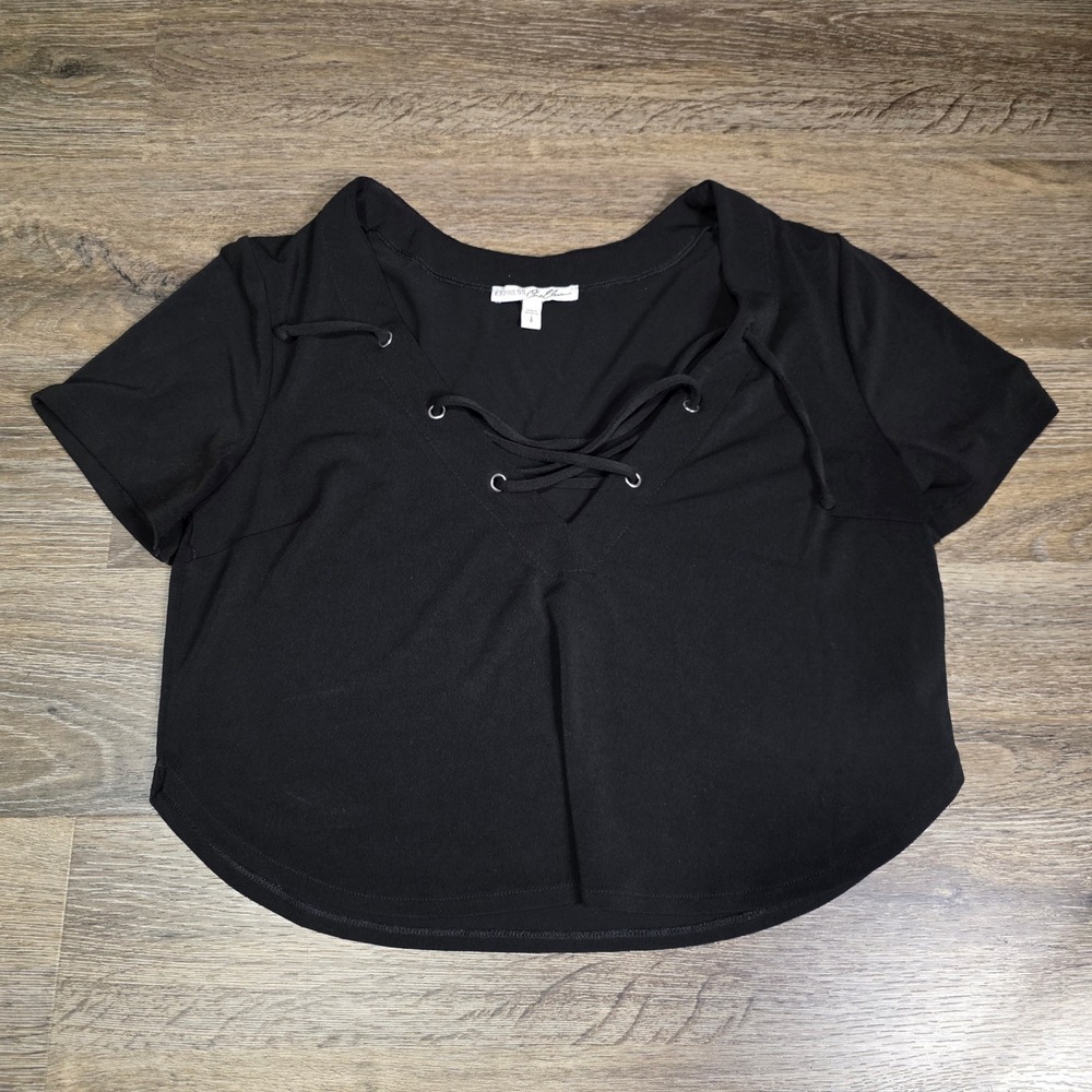 Express Womens Small Crop Top Black Lace‎ Up V-Neck Short Sleeve One Eleven